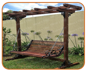 Banco de balanço, banco de madeira