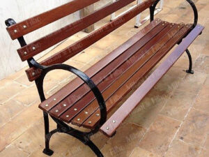 Banco de madeira, banco de praça, banco de jardim