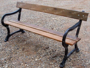 Banco de madeira, banco de praça, banco de jardim