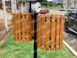 Lixeira Dupla Seletiva Natural com Suporte Coletor Fezes Animais